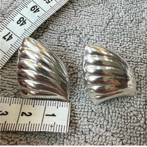 Designer Vintage Sterling Silver Taxco Mexico Fan Earrings - Picture 4 of 5
